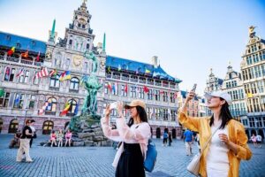 Antwerp Sightseeing Tour from Brussels - Coach comfort and what’s included in the ride