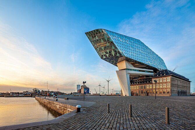 Antwerp Sightseeing Tour from Brussels - Antwerpen-Centraal: the station stop that sets the tone