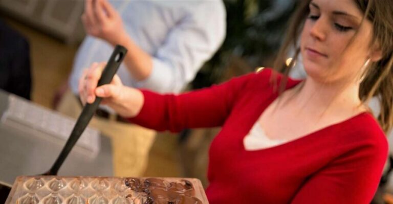 Brussels: Chocolate Workshop and Guided Walking Tour - The 10 chocolate tastings: think “flight,” not a sugar dump