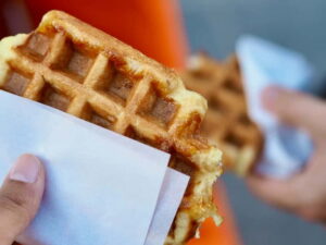 Brussels: City Center Guided Food Tour with Tastings - First Tastings: Fries and the Brussels-Style Comfort Start