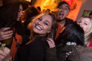 Brussels: Pub Crawl and Nightlife Party Experience - Price That Makes Sense for Party People: What $23 Really Buys