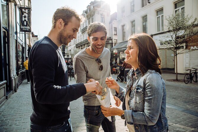Brussels to Bruges: Private & Personalized Day Trip with a Local - Bruges on Foot: Canals, Cobblestones, and the Old-City Feel