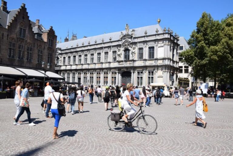 From Brussels: Bruges Private Tour - Your 3-Hour Walk: How the Route Keeps Its Focus