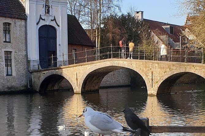 Full day Brugge & Ghent: the gems of Flanders - Bruges after Ghent: scenic streets, more photo time, and a different feel