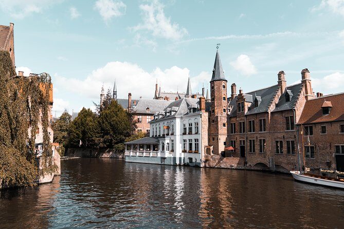 Private Day Trip from Brussels to Bruges - Minnewater Park and Rozenhoedkaai: canals and calm