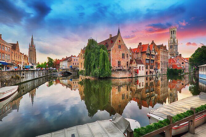 Private Tour - Bruges and Ghent, our fairytale cities - Bruges Arrival: Holy Blood, Church Towers, and City Hall Splendor
