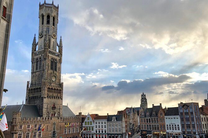Private tour : Treasures of Flanders Ghent and Bruges from Brussels Full day - The private guide and minivan: what you’re paying for