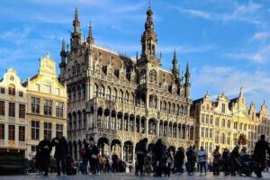 Tell Me About Brussels! | First Day Must-Do | Local Storytellers - Start at Grand Place, Finish at Mont des Arts