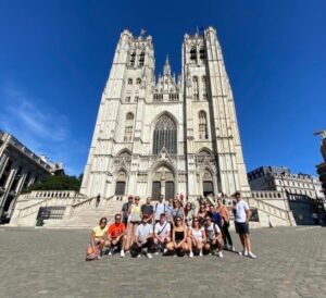 THE MOST COMPLETE TOUR of BRUSSELS! + PDF tour guide - Grand Place and Hôtel de Ville: the start that sets the tone